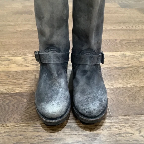 Two-Tone Frye Boots - Picture 2 of 6